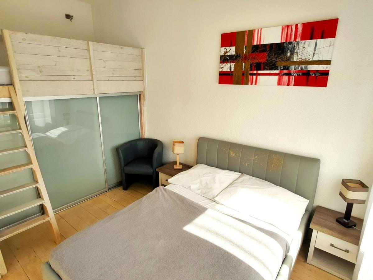 Kazimierz/Old Town Apartment Красков Екстериор снимка